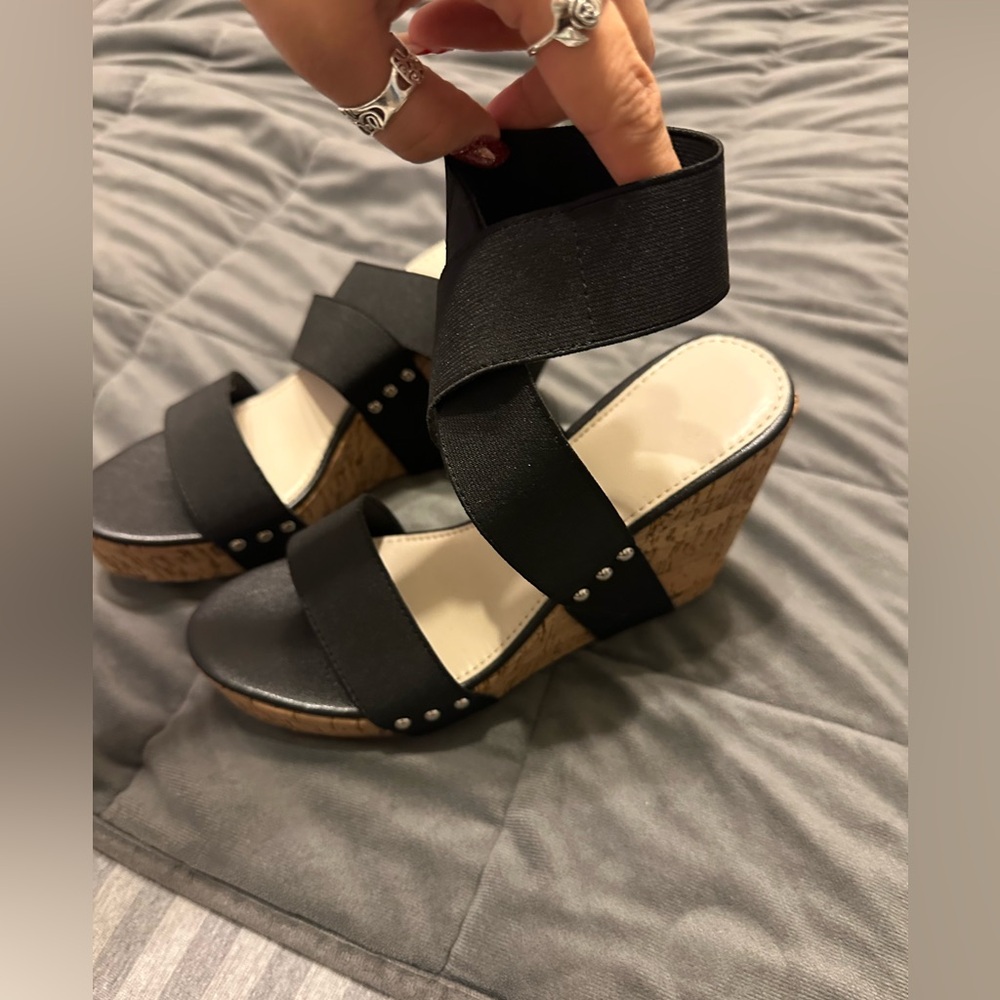 Black stretchy wrap wedge heels sz 9 NEVER WORN
